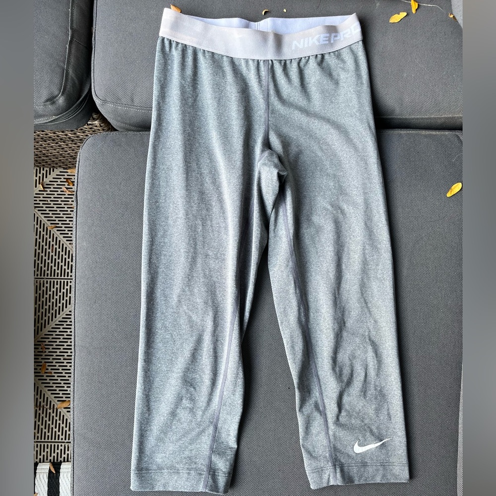 nike pro gray leggings